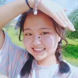 为吃瓜进了娱乐圈的小说,从吃瓜群众到娱乐圈风云