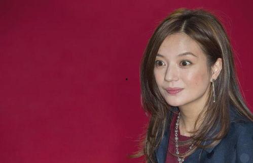 娱乐吃瓜女星,揭秘吃瓜女星背后的故事