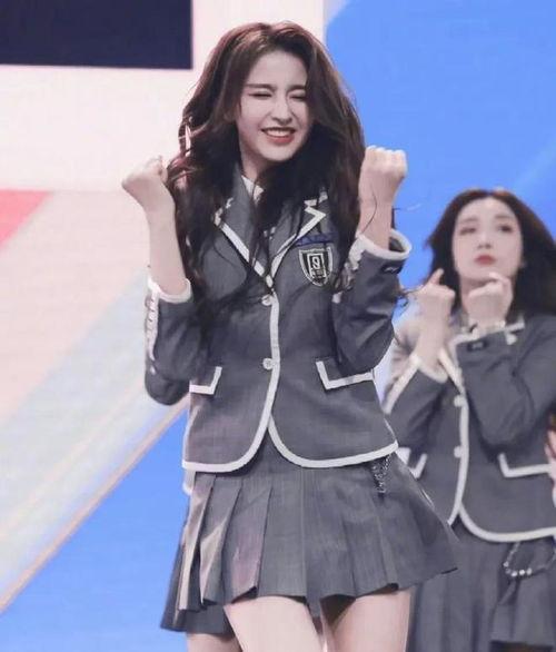 新娱乐吃瓜少女,揭秘吃瓜少女生存法则